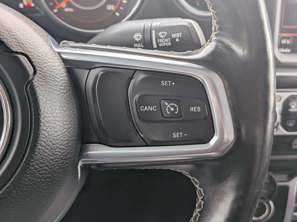 Used 2020 Jeep Gladiator Overland AWD/4WD image 26