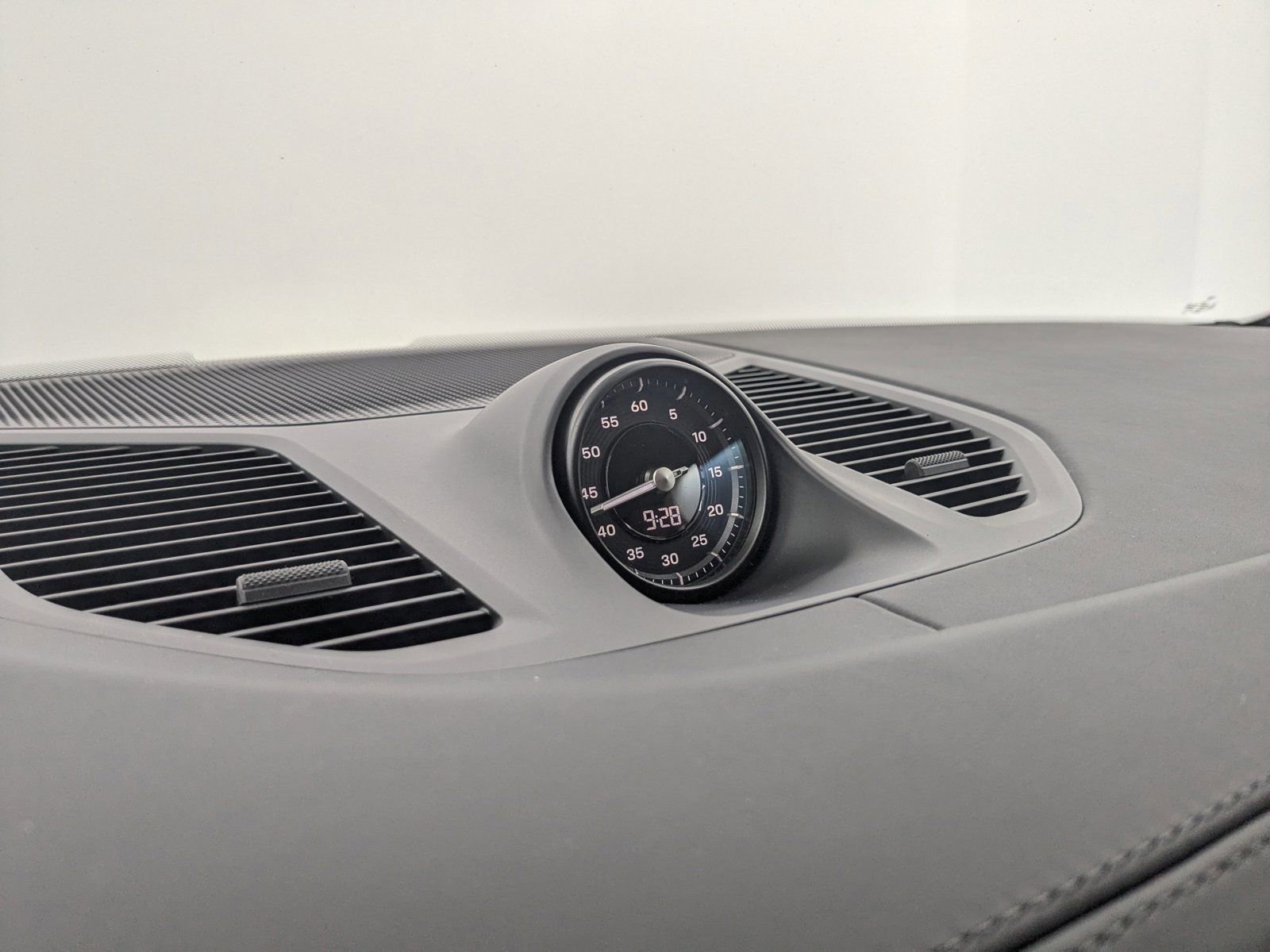 New 2026 Porsche Cayenne GTS image 19