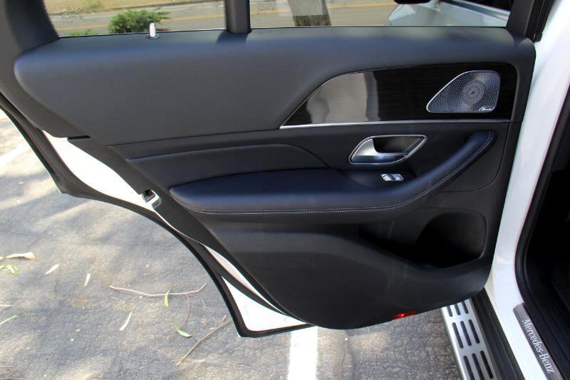 Used 2020 Mercedes-Benz GLE 350 w/ Premium Package image 24