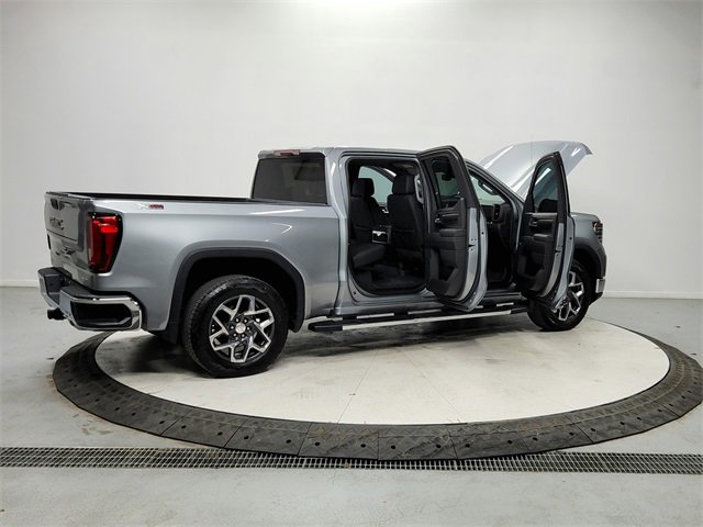 Used 2023 GMC Sierra 1500 SLT w/ SLT Premium Package image 15