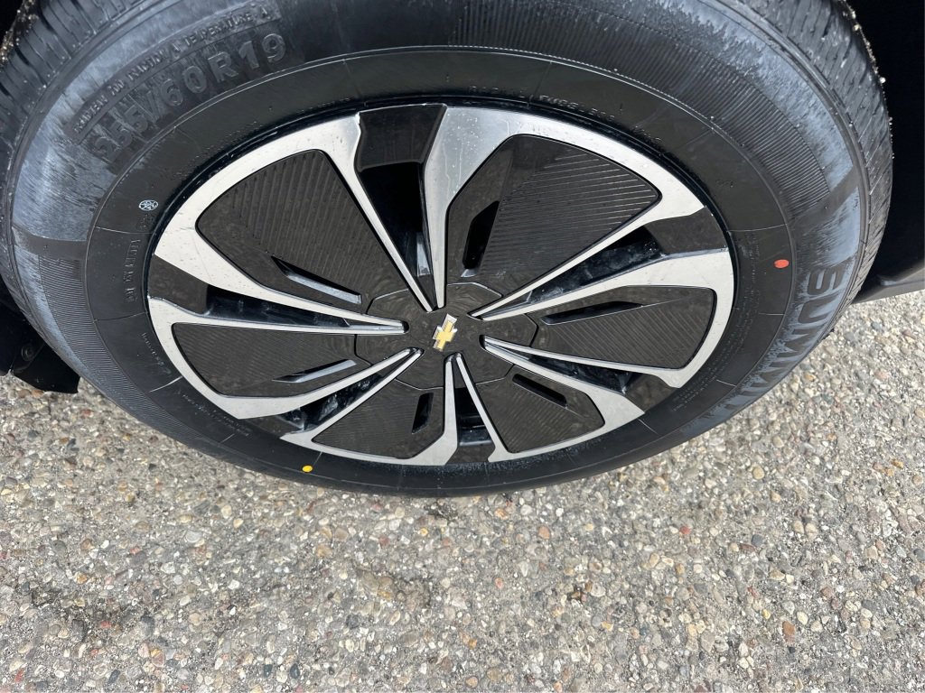 Used 2025 Chevrolet Blazer EV LT image 16