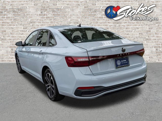 Certified 2025 Volkswagen Jetta Sport FWD image 6
