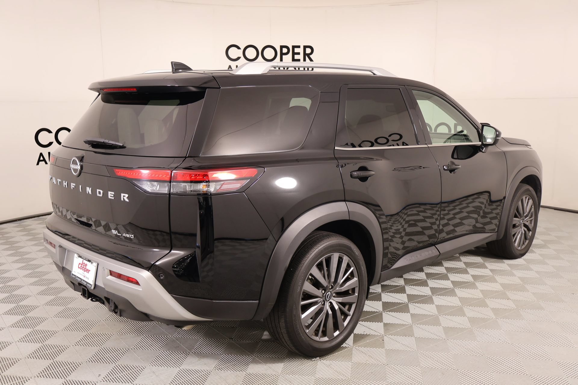 Used 2024 Nissan Pathfinder SL w/ SL Premium Package AWD/4WD image 22