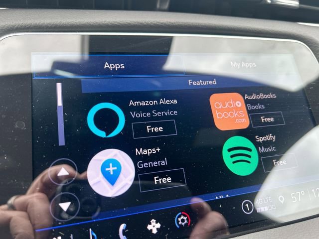 Used 2023 Cadillac XT4 Luxury w/ Cold Weather Package image 22