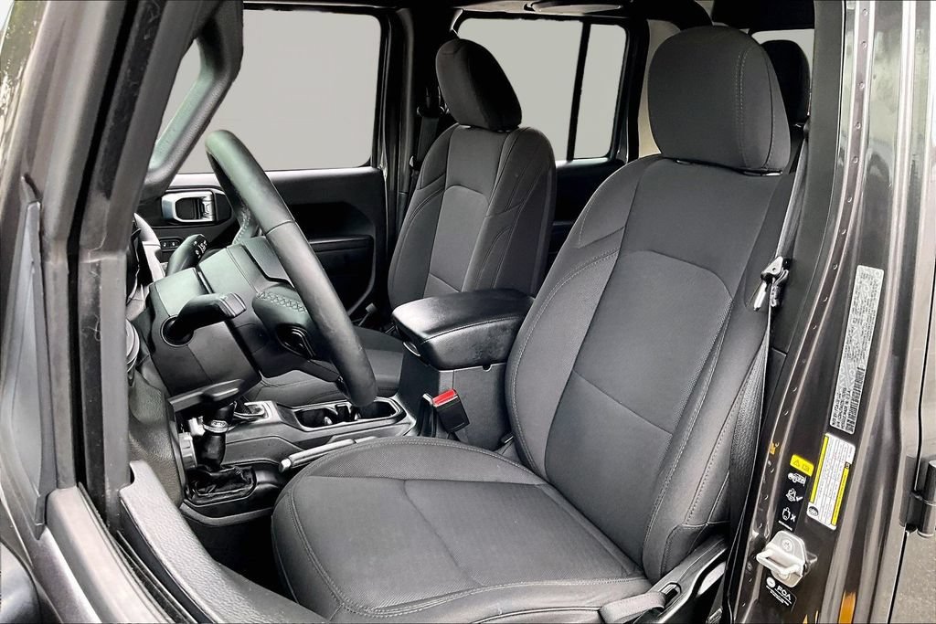 Used 2022 Jeep Gladiator Sport AWD/4WD image 18