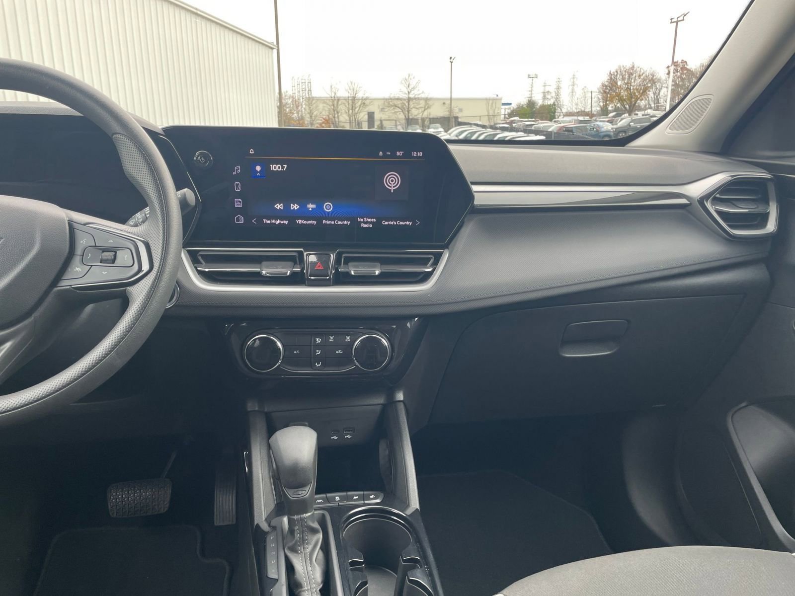 Used 2025 Chevrolet TrailBlazer LT image 33