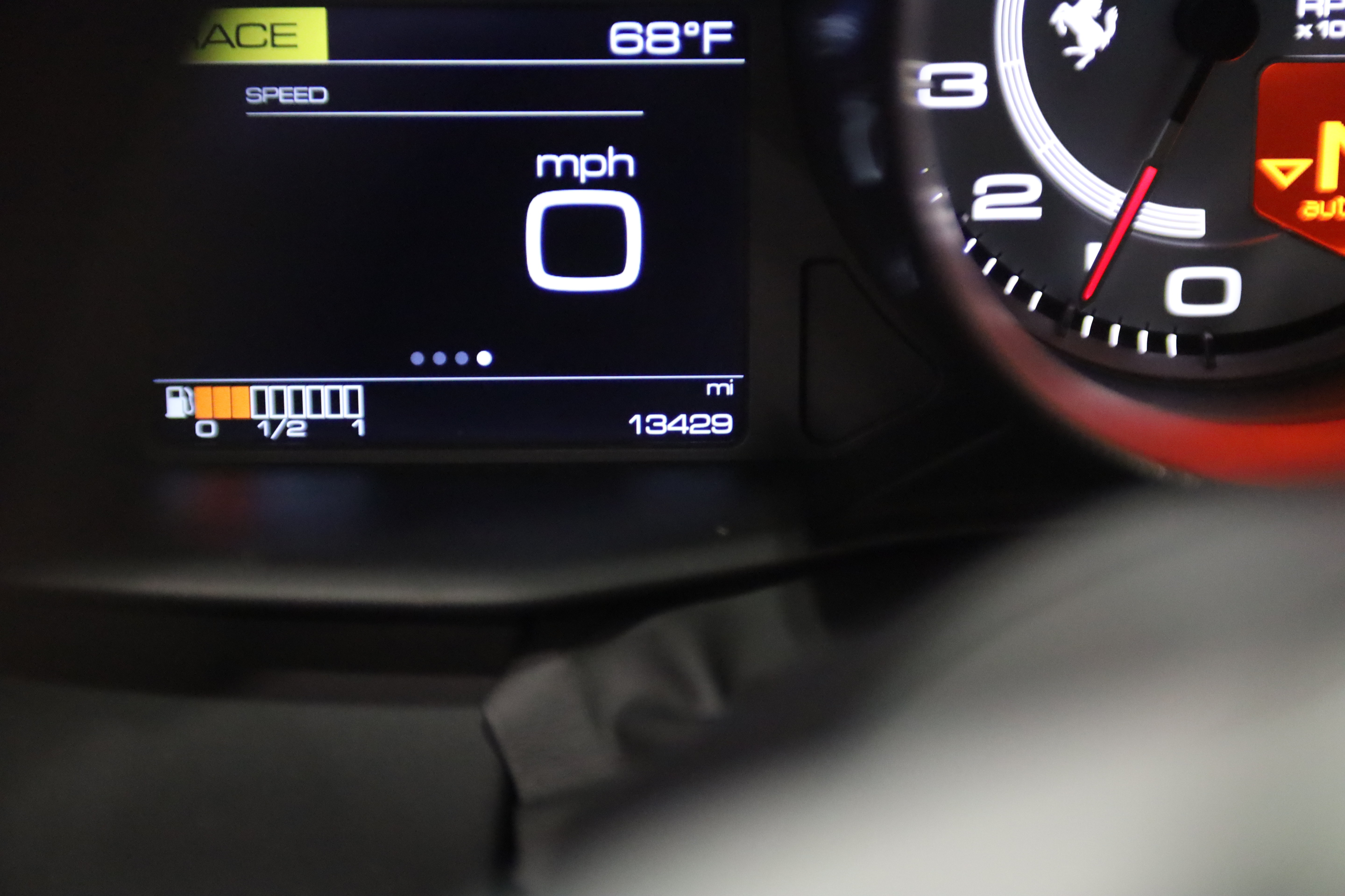 Used 2018 Ferrari 488 GTB RWD image 24
