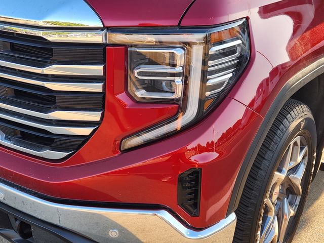 Used 2025 GMC Sierra 1500 SLT RWD image 8