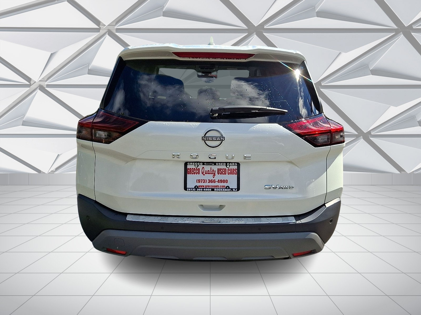 Used 2023 Nissan Rogue SV AWD/4WD image 9