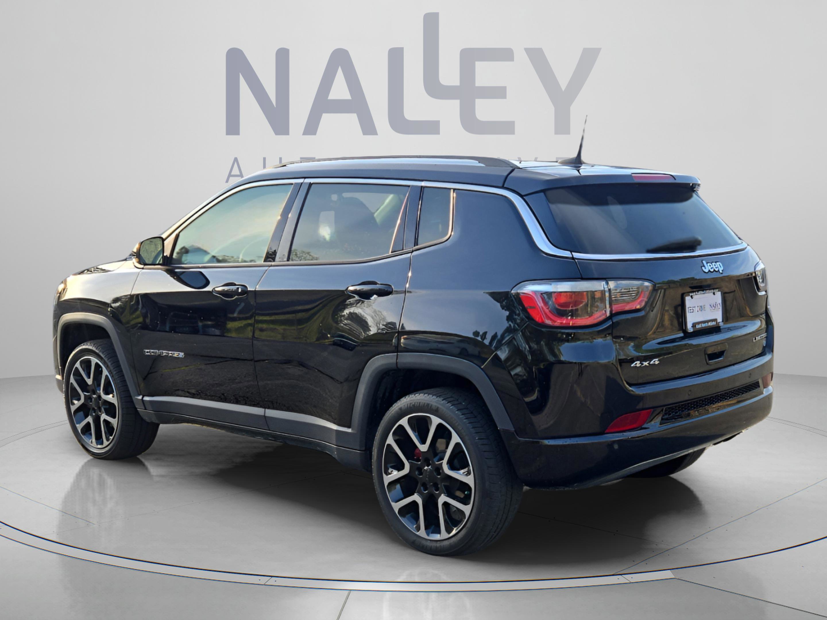 Used 2017 Jeep Compass Limited image 3