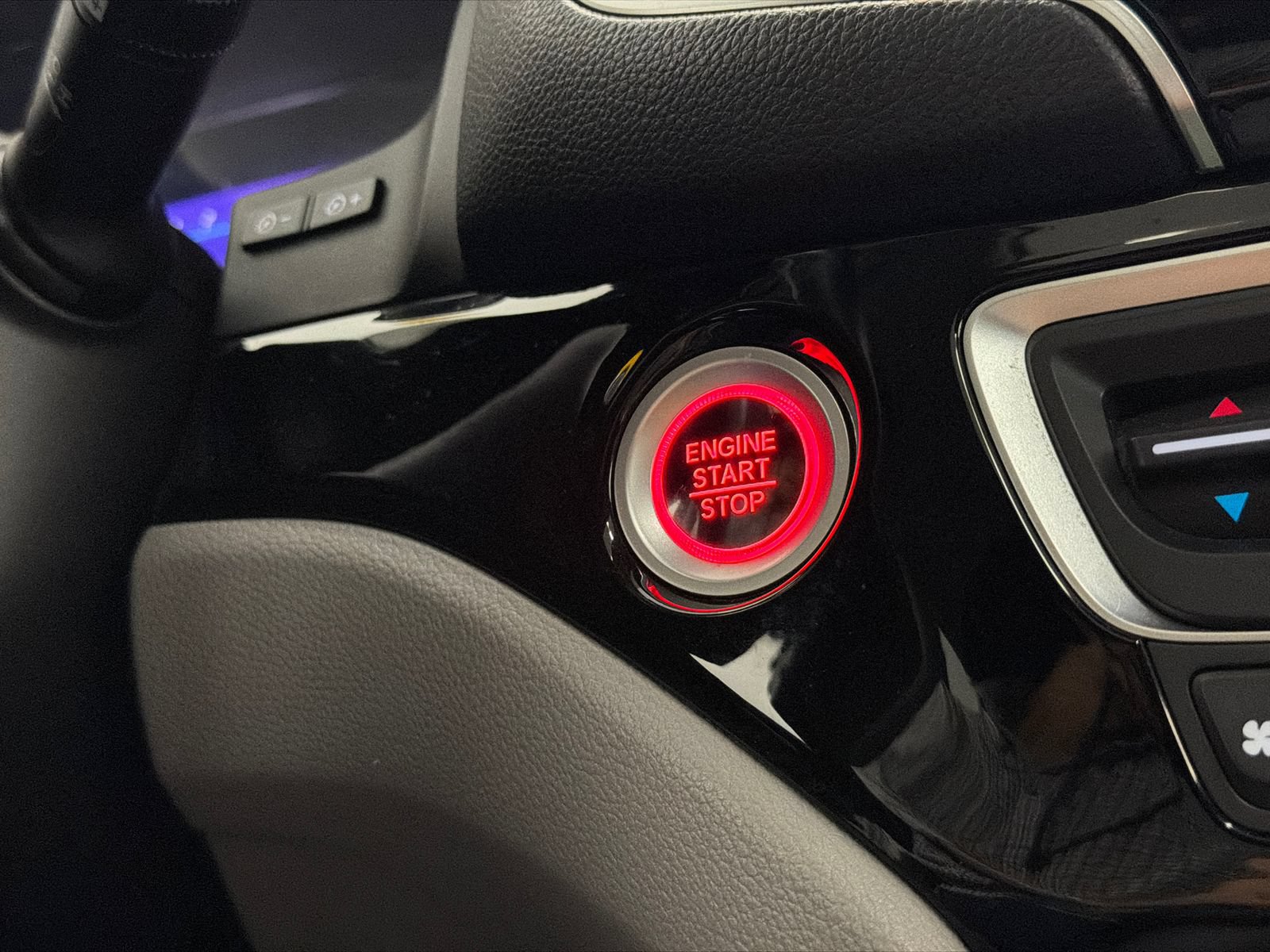 Used 2019 Honda Pilot Touring image 25