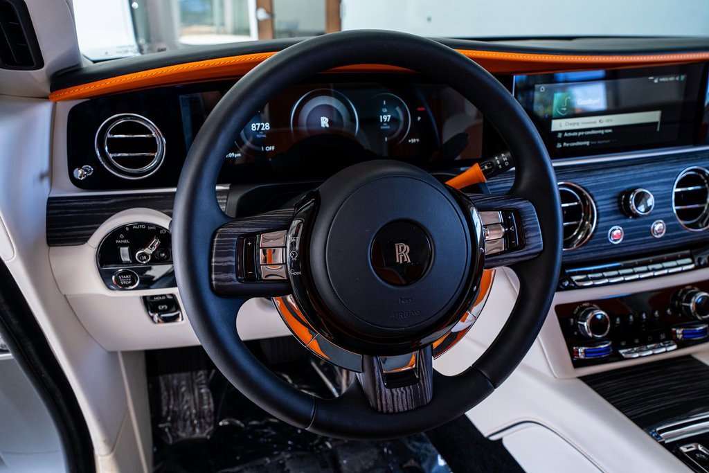 Used 2024 Rolls-Royce Spectre w/ Spectre Launch Package image 40