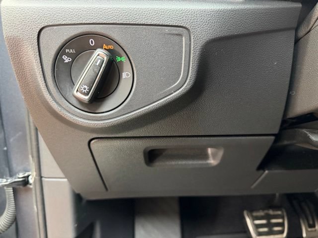Used 2020 Volkswagen Atlas Cross Sport SEL Premium R-Line w/ Cross Sport MDO Package AWD/4WD image 21