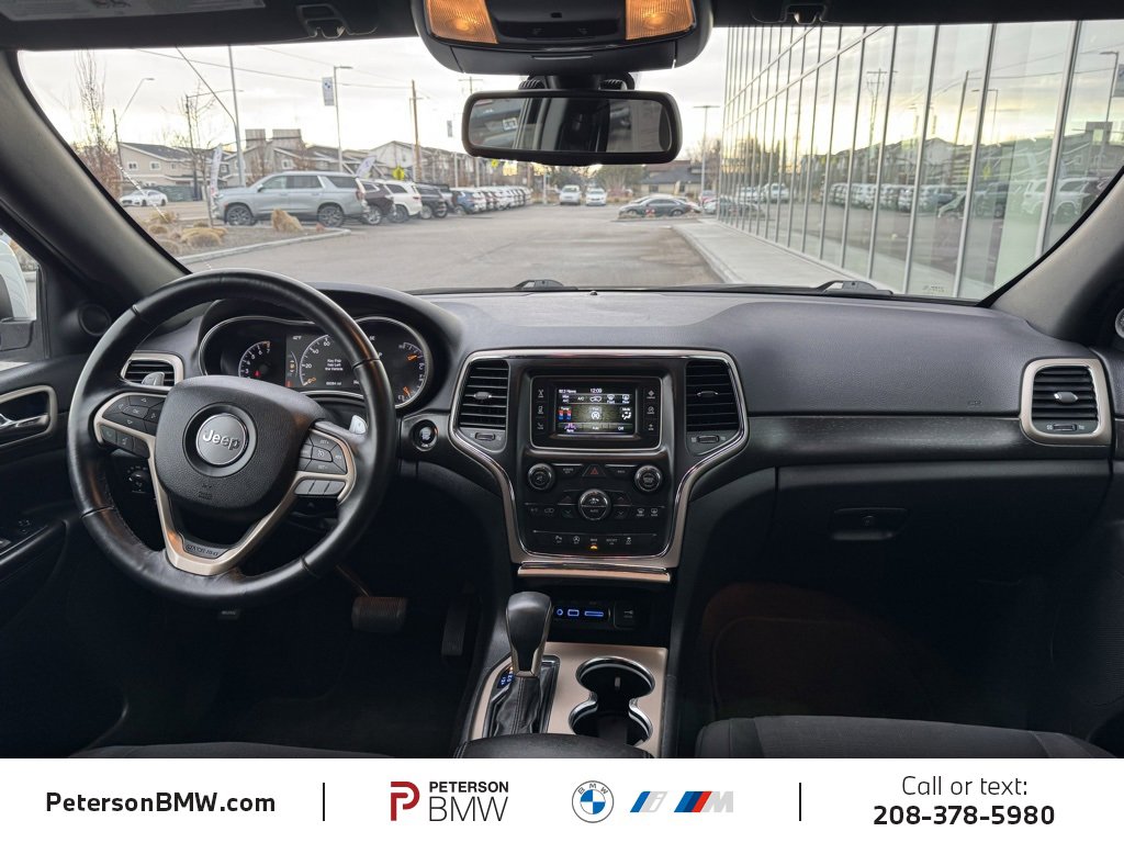 Used 2016 Jeep Grand Cherokee Laredo w/ Quick Order Package 23E image 2