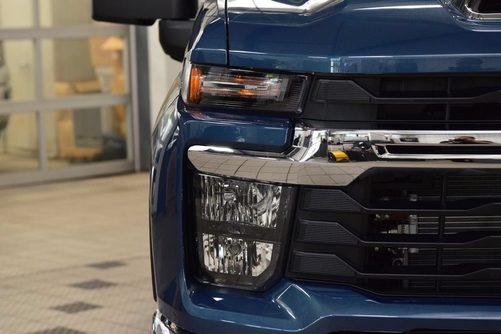 New 2026 Chevrolet Silverado 2500 LT w/ All Star Edition AWD/4WD image 12