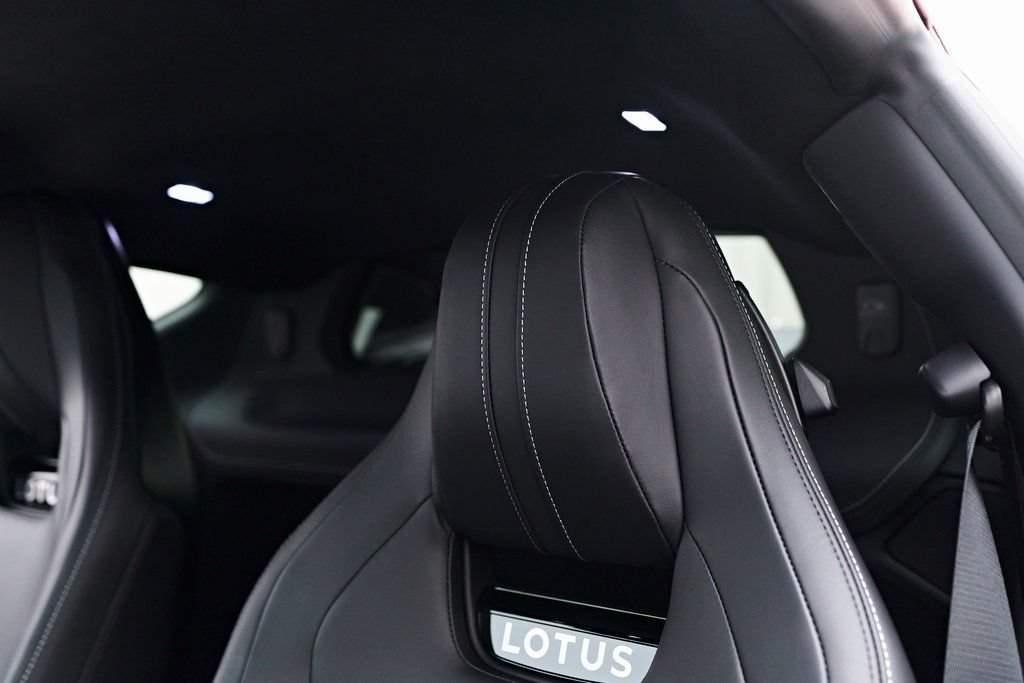 Used 2025 Lotus Emira RWD image 59