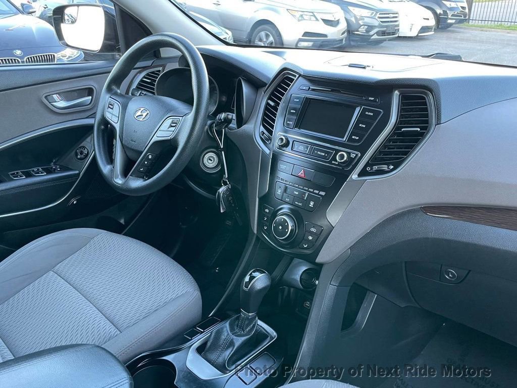 Used 2018 Hyundai Santa Fe Sport image 15