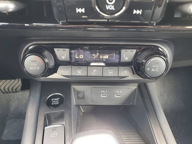 New 2026 Nissan Kicks SV w/ SV Premium Package AWD/4WD image 20