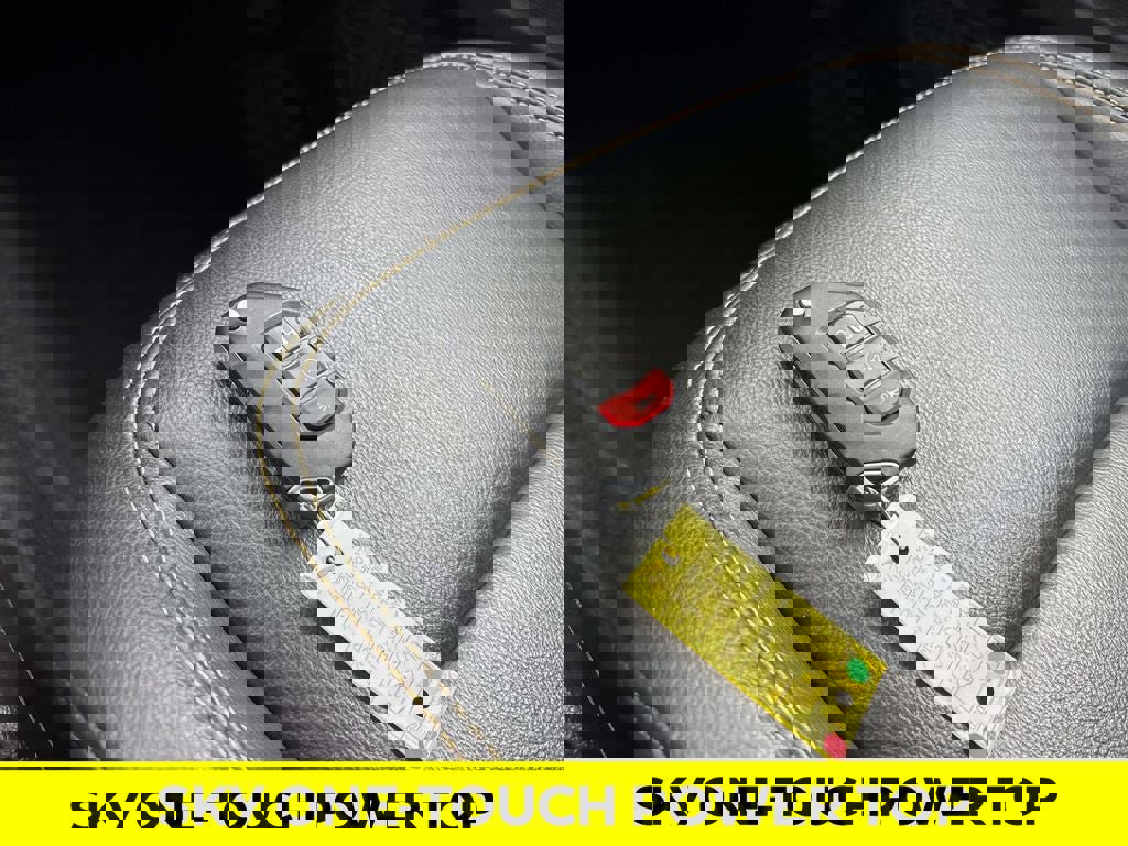 Used 2024 Jeep Wrangler Unlimited Sahara w/ Technology Group AWD/4WD image 27