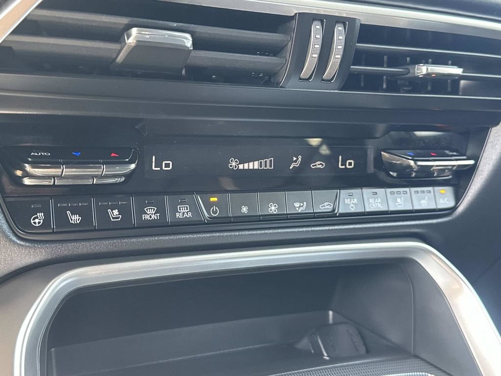 Certified 2025 MAZDA CX-70 Plug-In Hybrid w/ Premium Plus AWD/4WD image 16