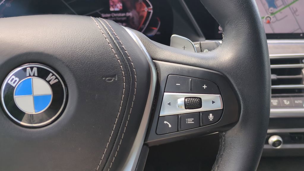 Used 2022 BMW X5 sDrive40i w/ Premium Package RWD image 30