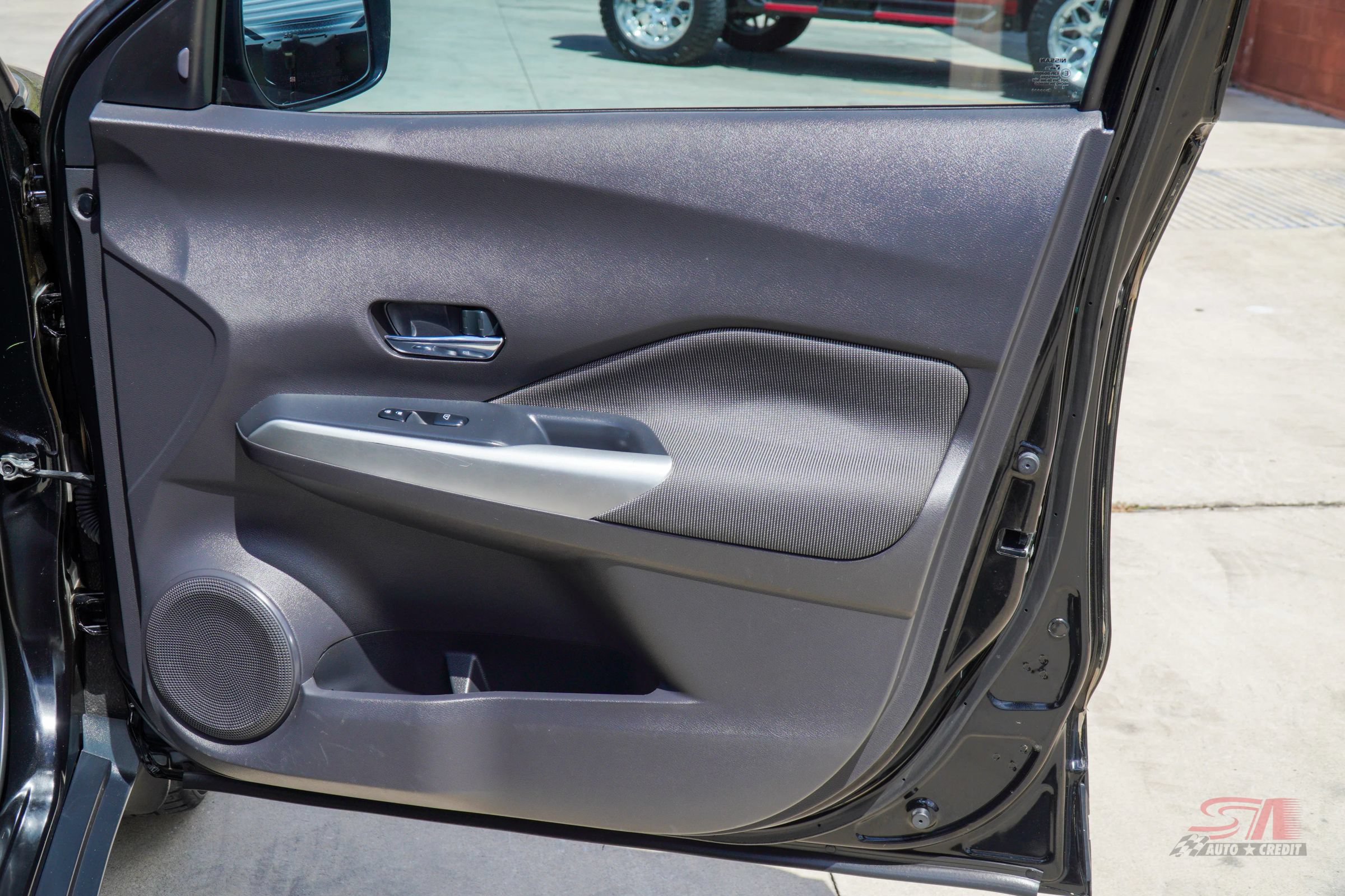 Used 2020 Nissan Kicks SV FWD image 19