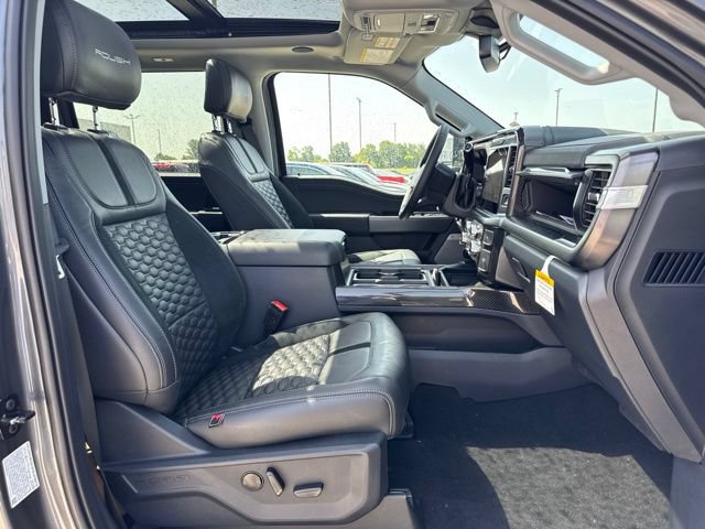 New 2026 Ford F250 Lariat w/ Black Appearance Package AWD/4WD image 22