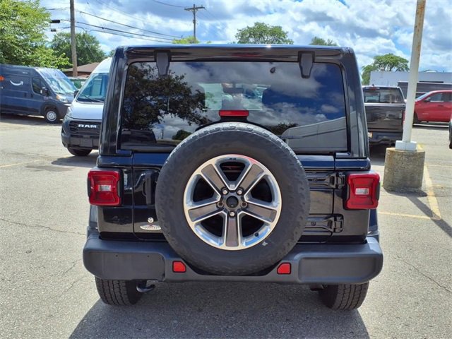 Used 2020 Jeep Wrangler Unlimited Sahara image 6
