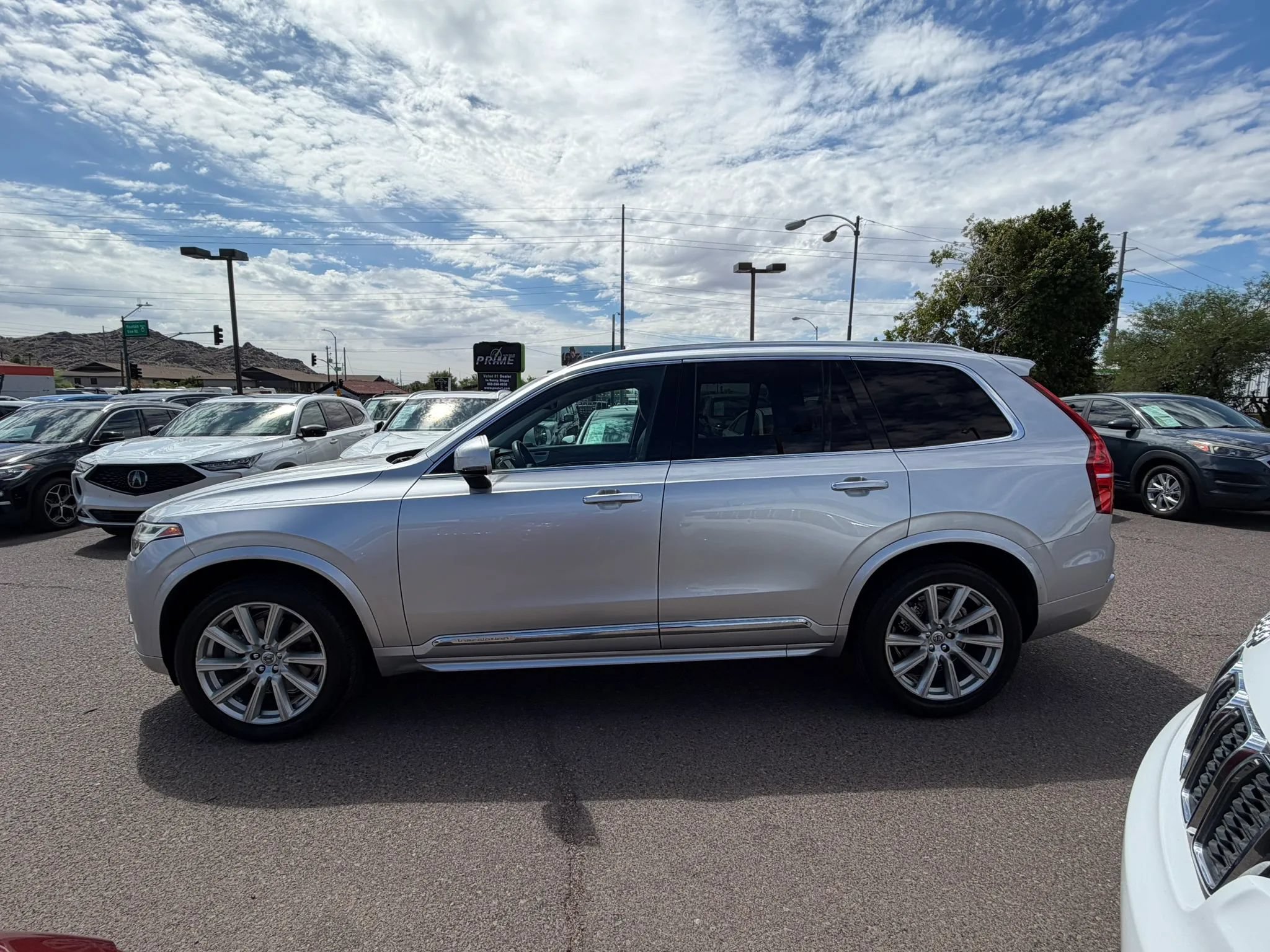 Used 2016 Volvo XC90 T6 Inscription w/ Vision Package AWD/4WD image 8