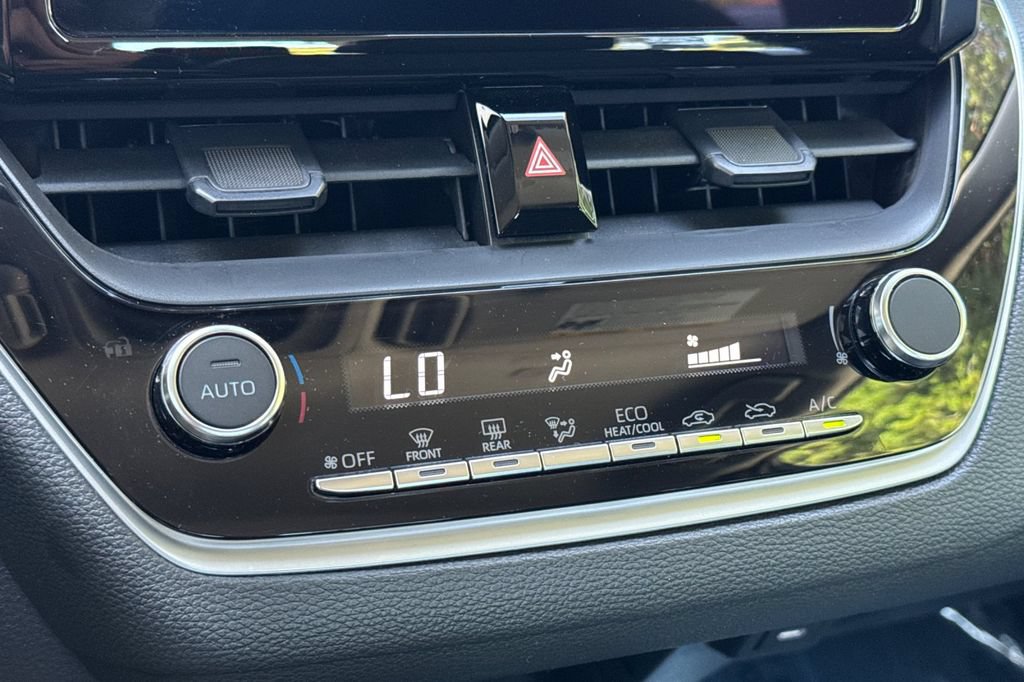 Certified 2025 Toyota Corolla LE FWD image 19