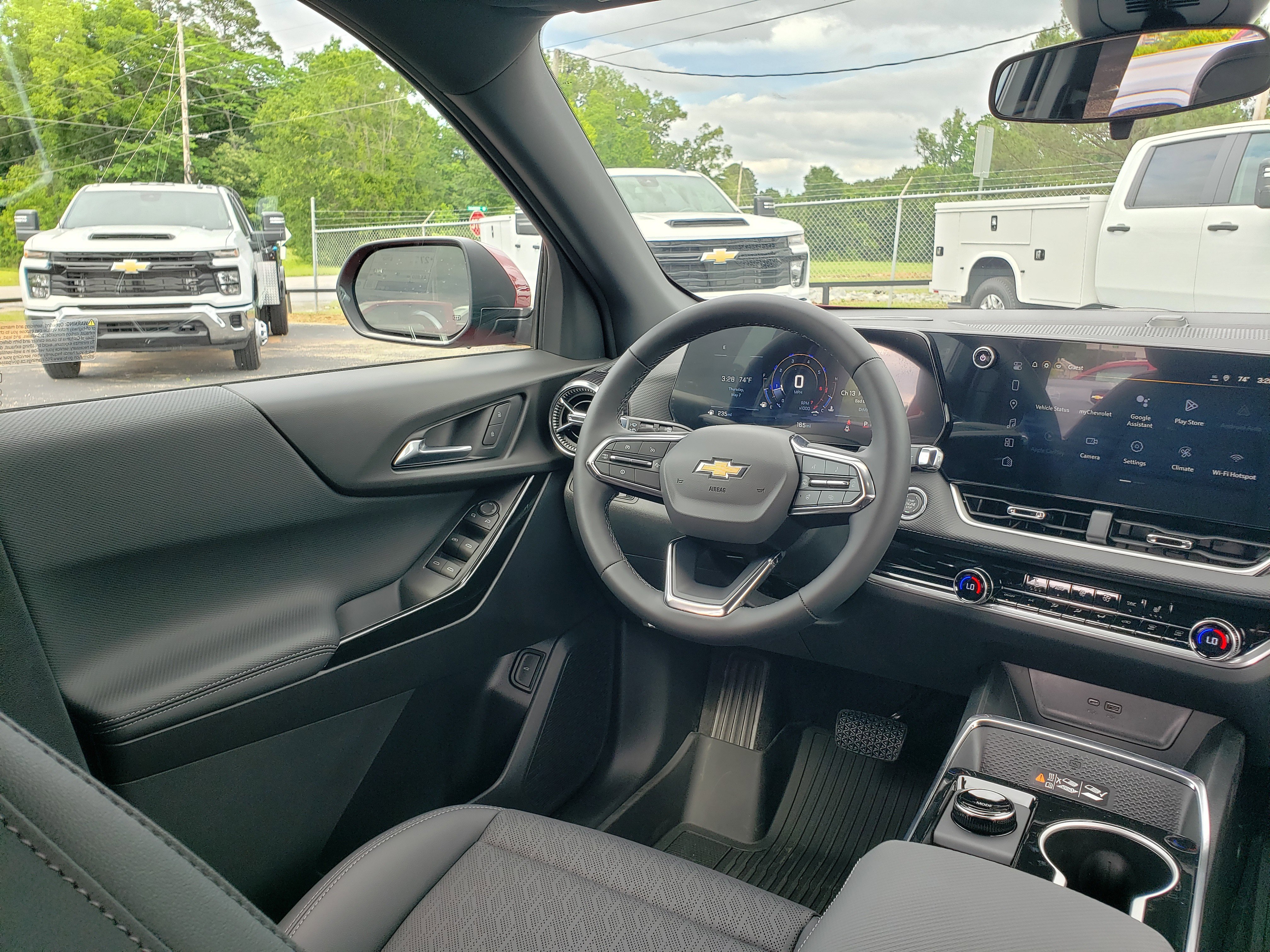 New 2026 Chevrolet Equinox LT w/ Convenience Package II FWD image 37