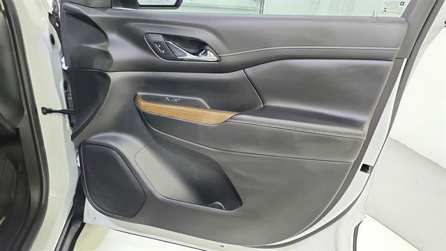 Used 2019 GMC Acadia SLE FWD image 24