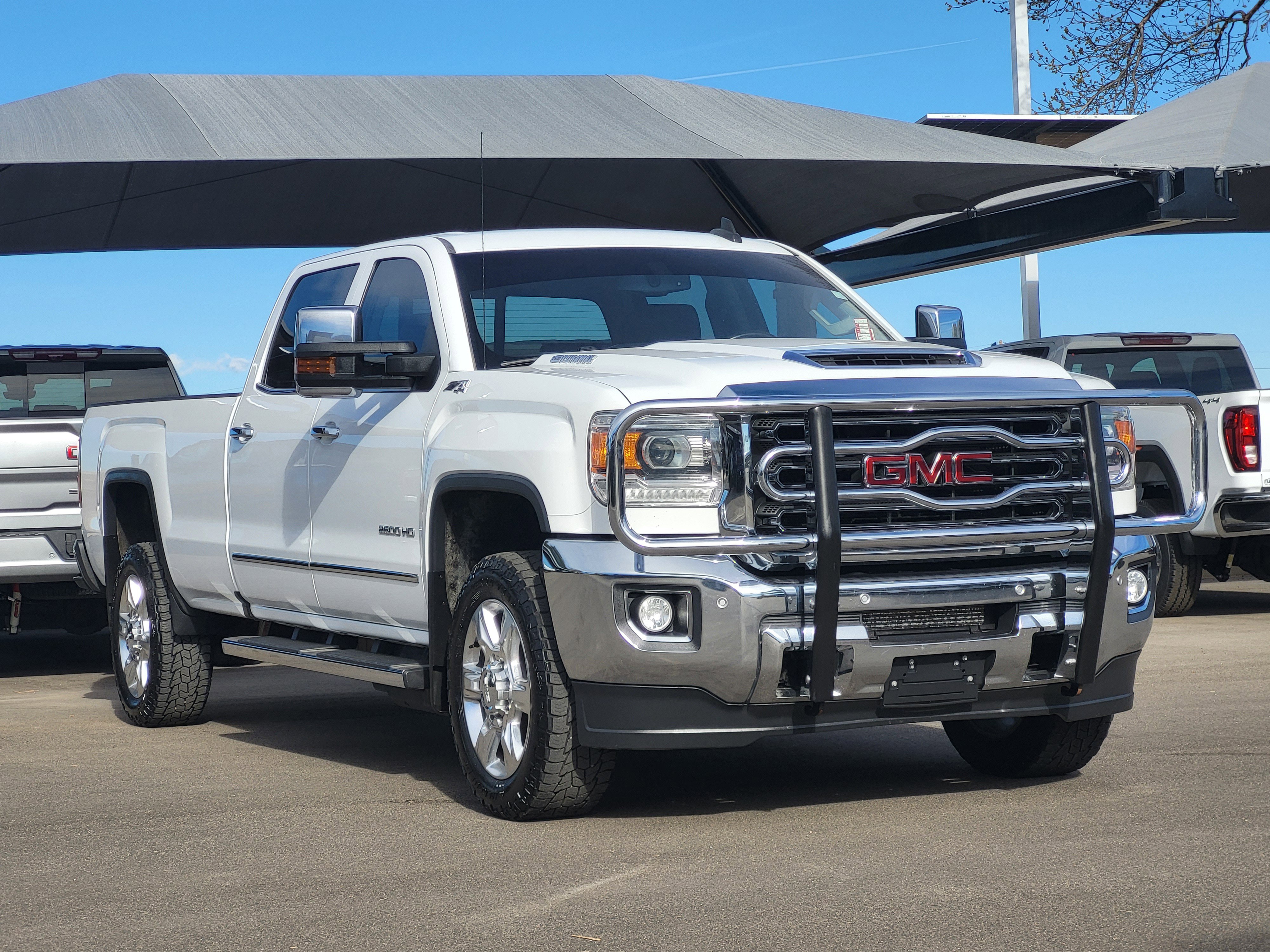 Certified 2019 GMC Sierra 2500 SLT w/ Duramax Plus Package AWD/4WD image 3