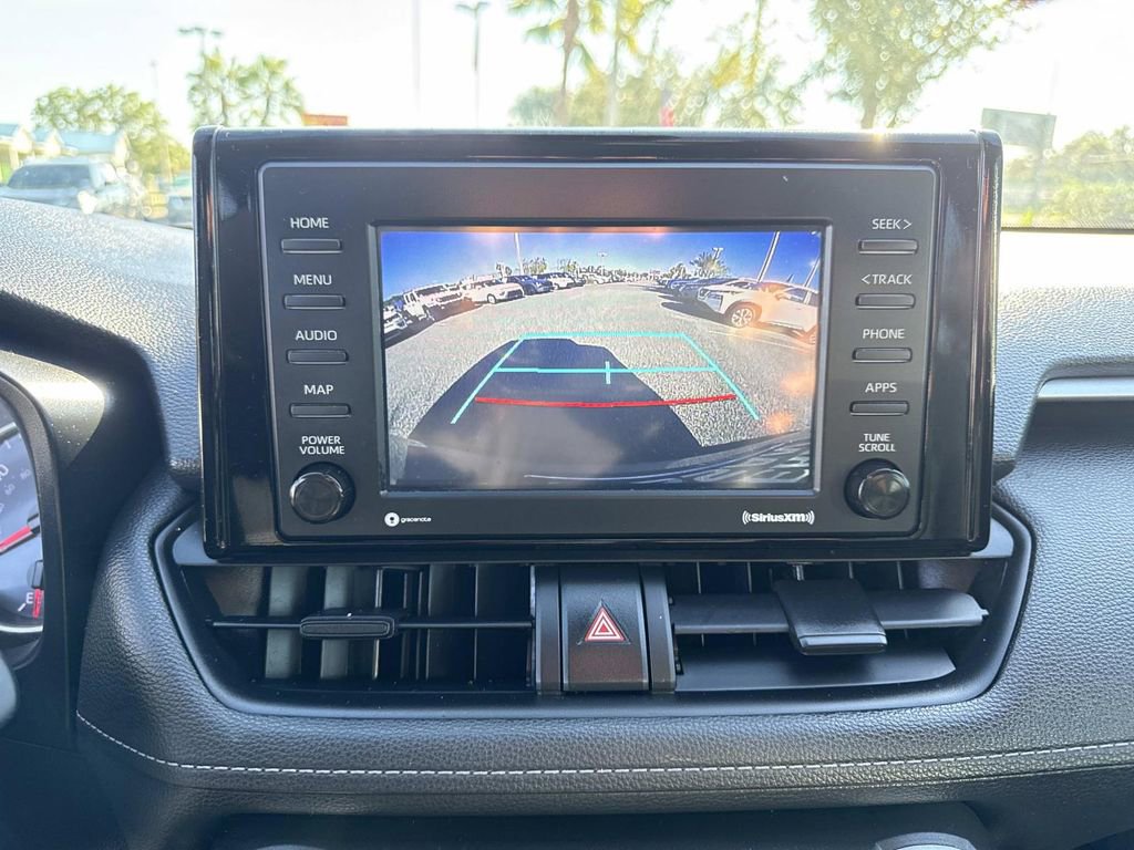 Used 2022 Toyota RAV4 LE image 24