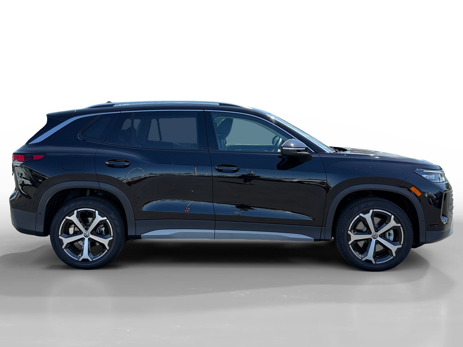 New 2026 Volkswagen Tiguan SE AWD/4WD image 6