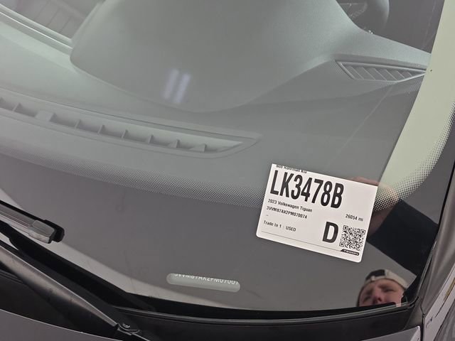 Used 2023 Volkswagen Tiguan SE w/ Panoramic Sunroof Package image 50