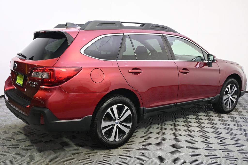 Used 2019 Subaru Outback 3.6R Limited AWD/4WD image 7