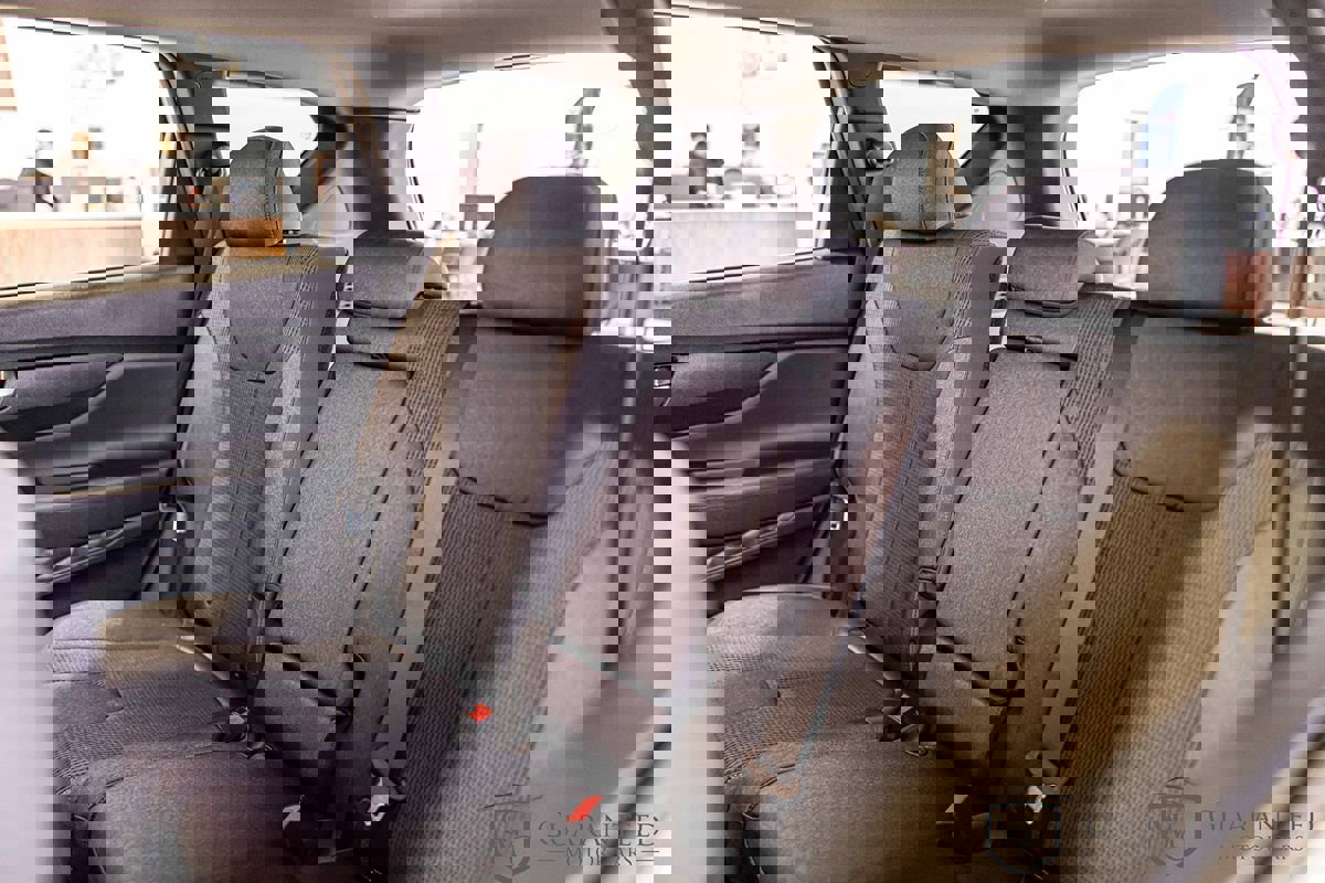 Used 2020 Hyundai Santa Fe SEL image 31