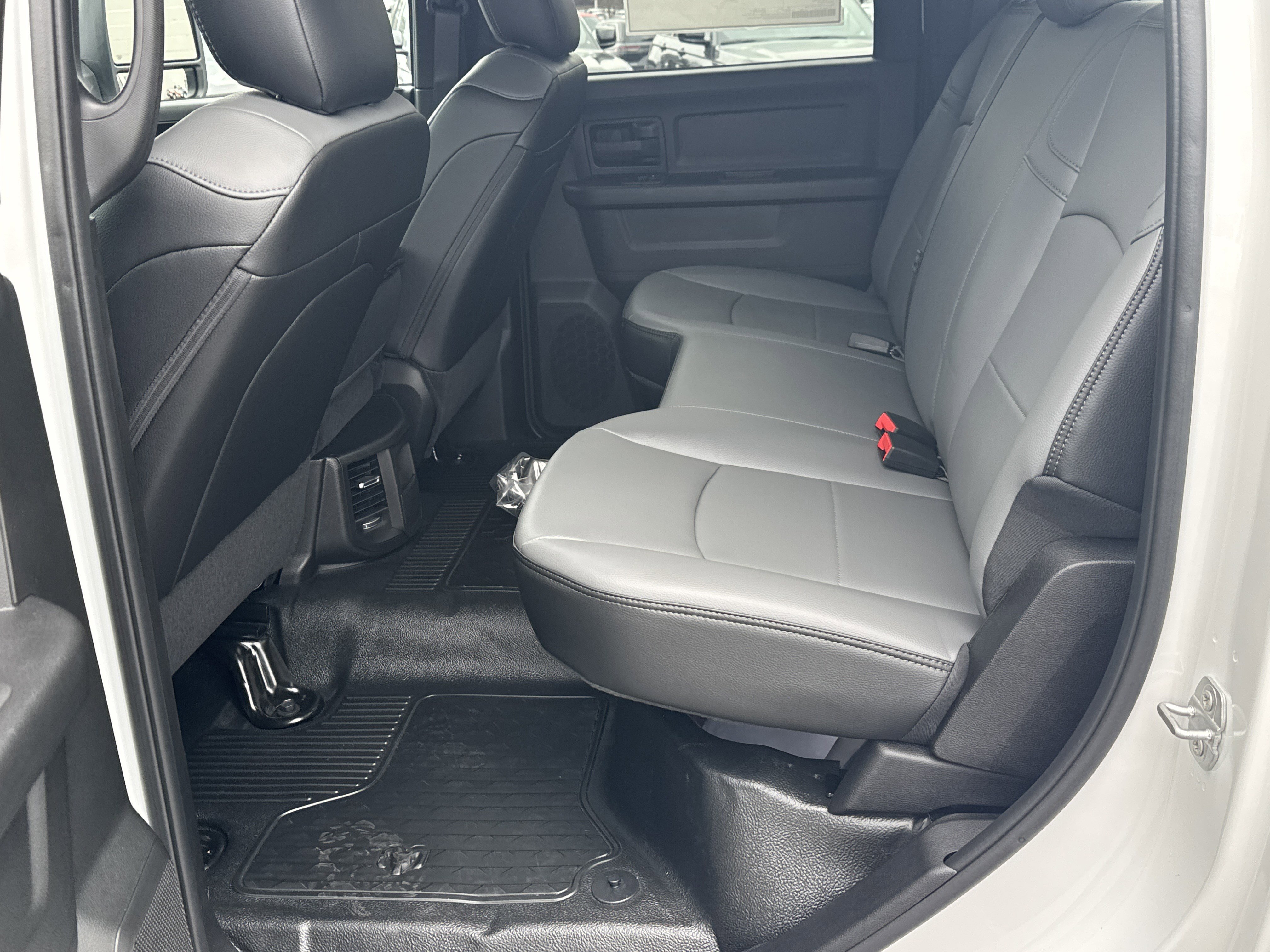 New 2026 RAM 5500 Tradesman w/ Chrome Appearance Group image 31