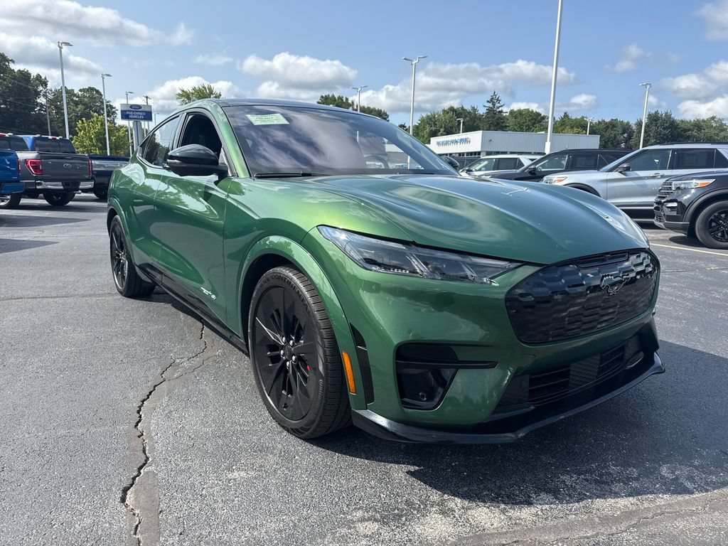 Used 2025 Ford Mustang Mach-E GT AWD/4WD image 4