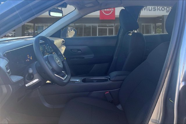 New 2027 Nissan Kicks S FWD image 7