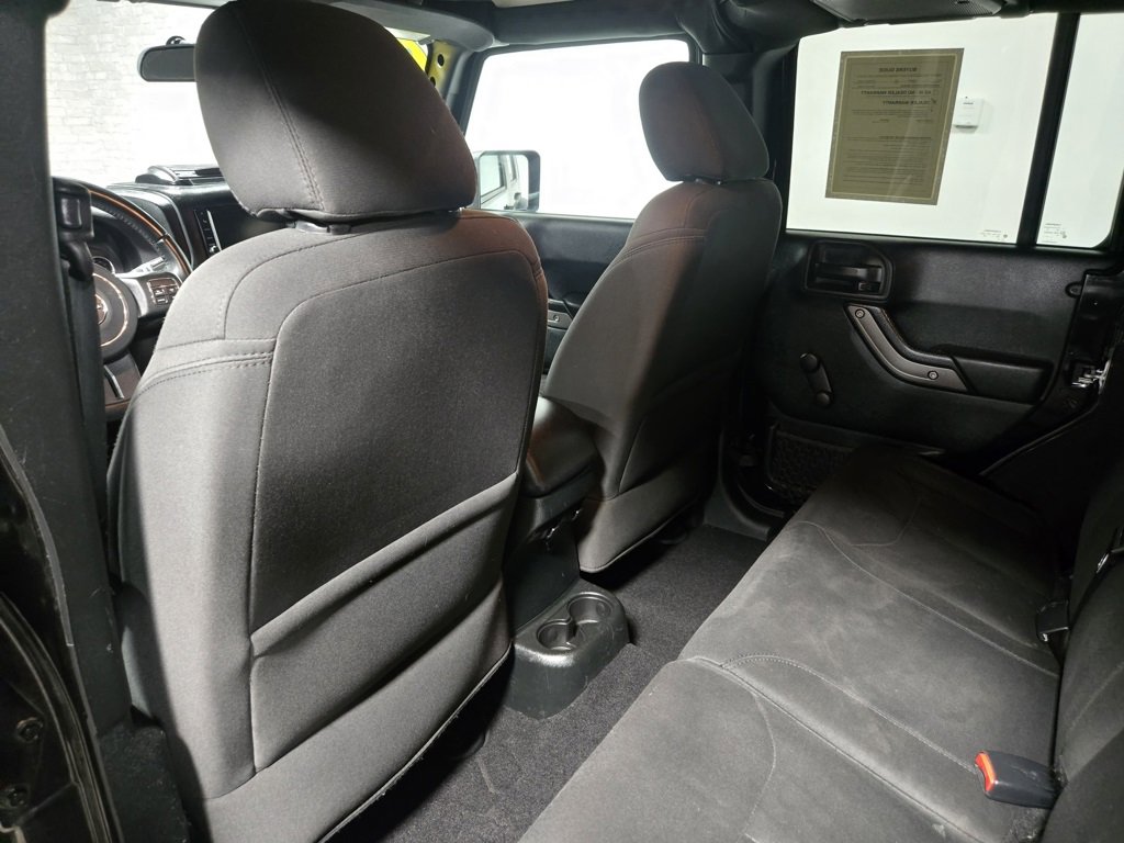 Used 2017 Jeep Wrangler Unlimited Sport w/ Connectivity Group image 28