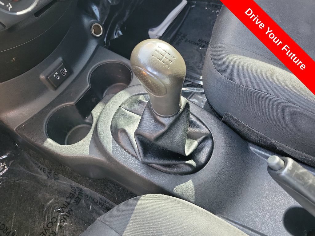 Used 2019 Nissan Versa S FWD image 15