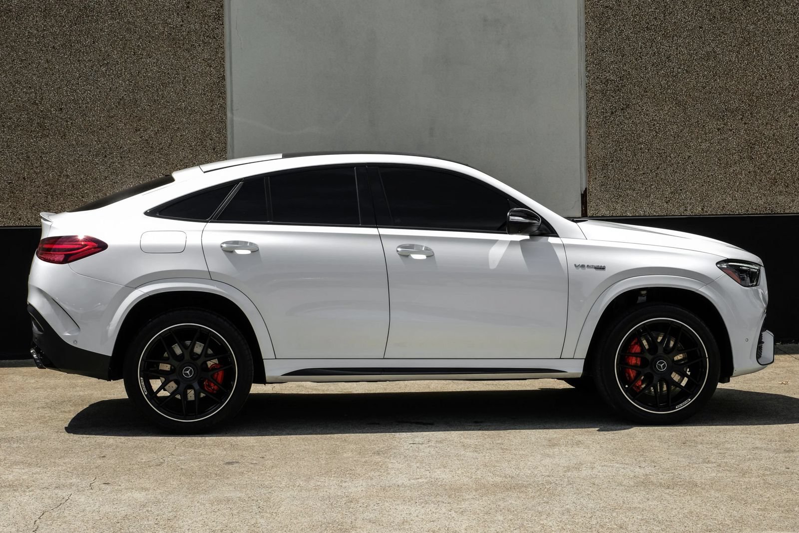 Used 2024 Mercedes-Benz GLE 63 AMG S w/ Driver Assistance Package image 7
