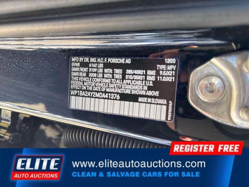 Used 2021 Porsche Cayenne Coupe AWD/4WD image 18