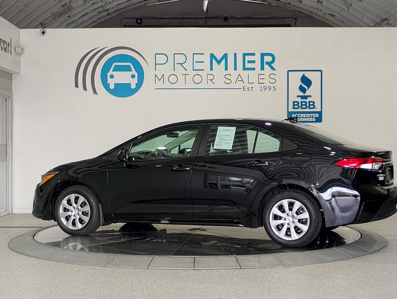 Used 2026 Toyota Corolla LE image 4