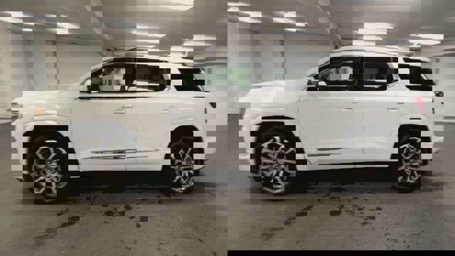 Certified 2023 GMC Acadia Denali w/ Denali Ultimate Package image 5