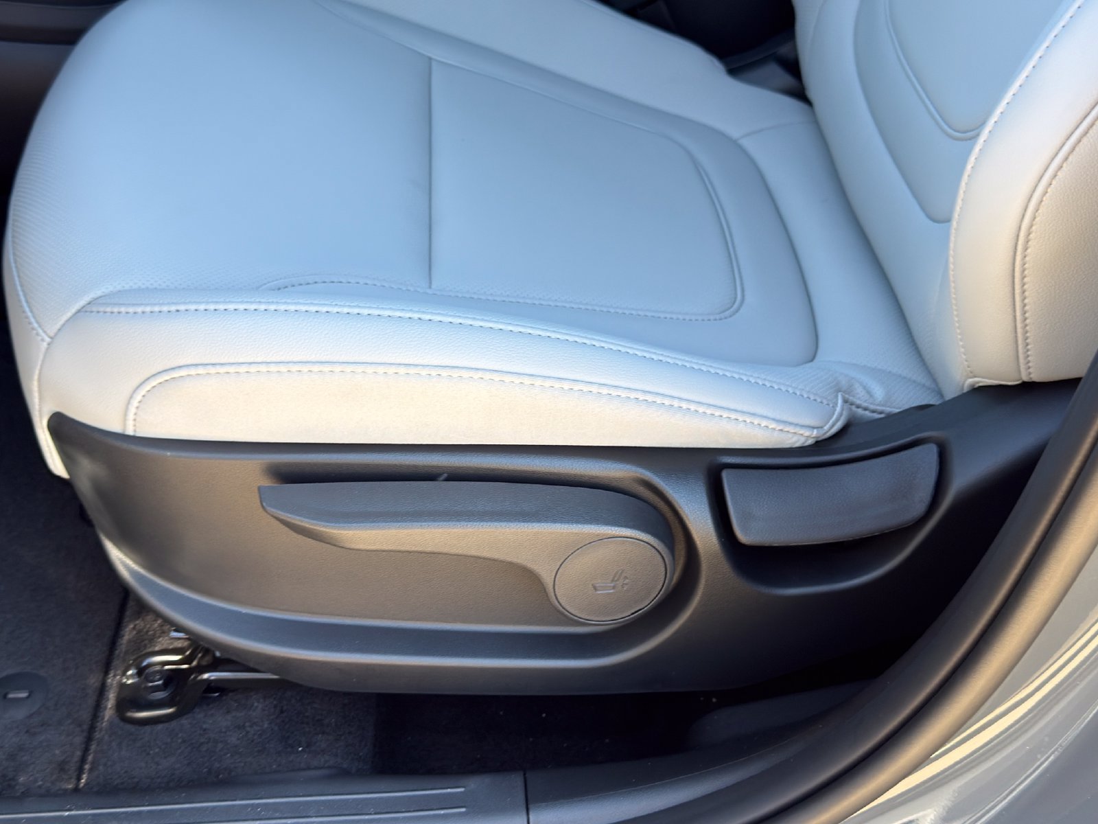 New 2027 Hyundai Santa Cruz SE FWD image 24