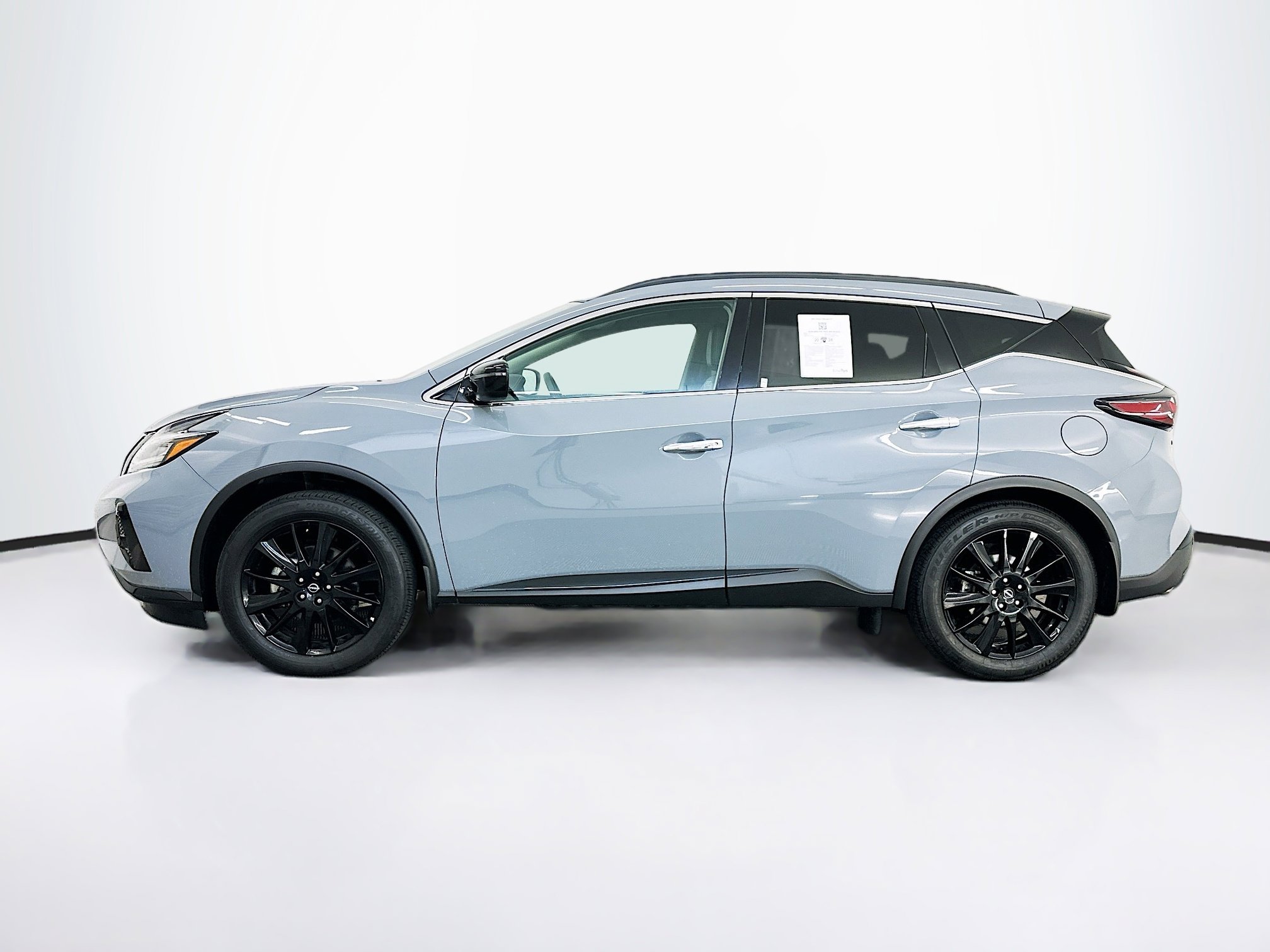 Used 2024 Nissan Murano SV w/ SV Midnight Edition Package image 4