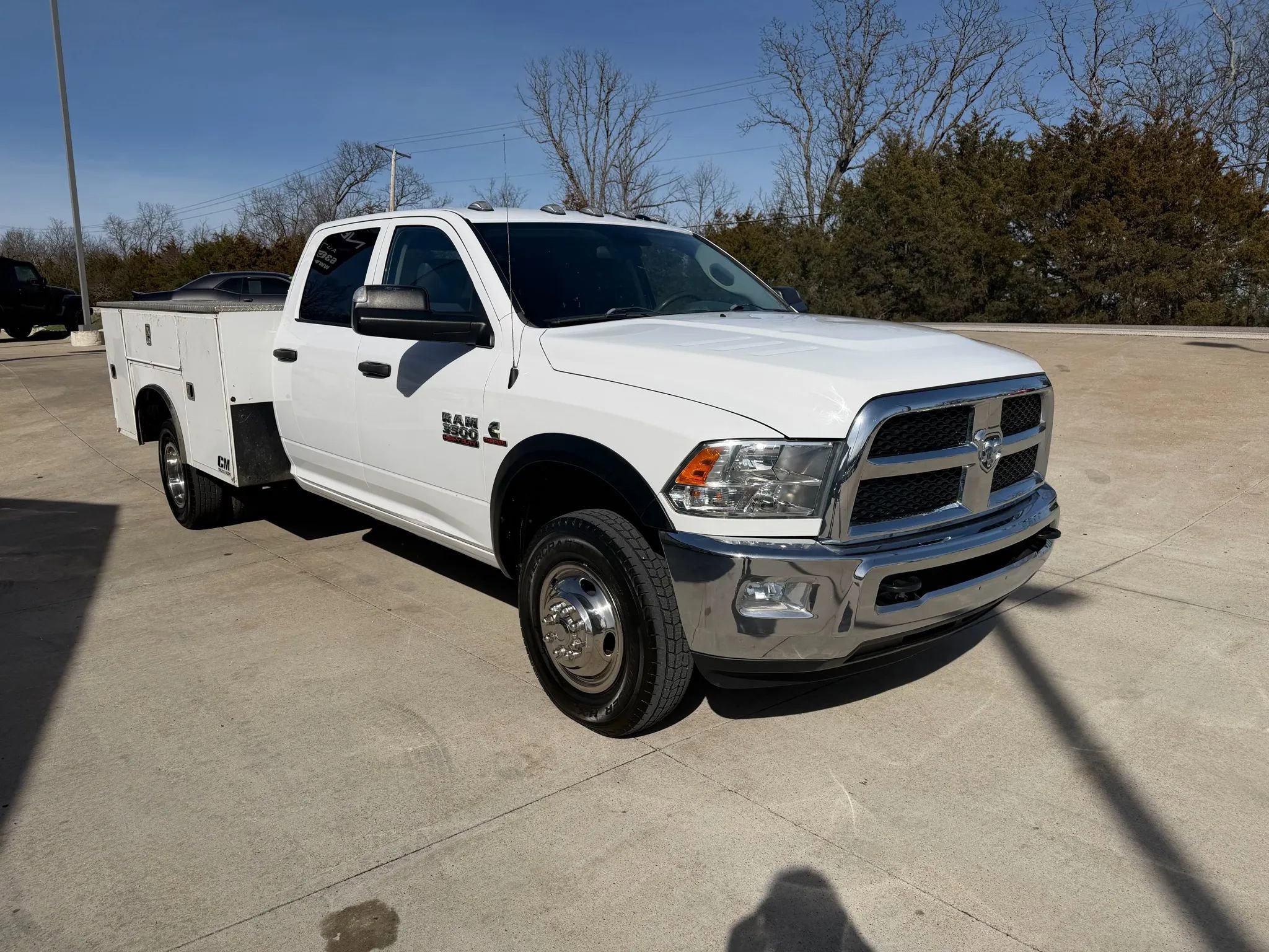 Used 2018 RAM 3500 Tradesman w/ Chrome Appearance Group AWD/4WD image 3